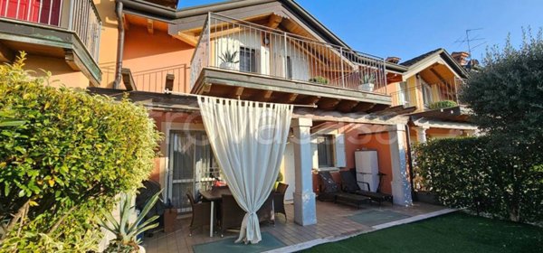 casa indipendente in vendita a Lonato del Garda
