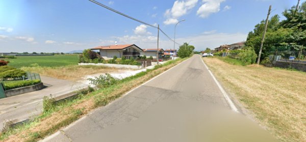 casa indipendente in vendita a Lonato del Garda