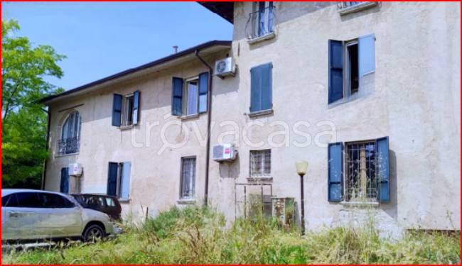 casa indipendente in vendita a Lonato del Garda