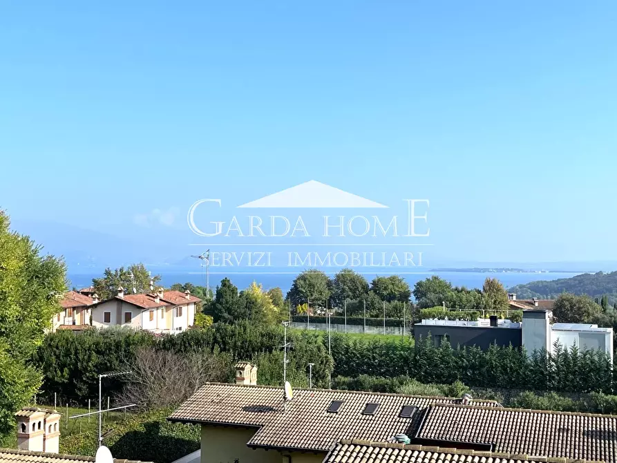casa indipendente in vendita a Lonato del Garda in zona Barcuzzi