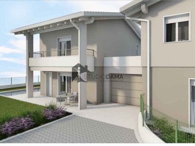 casa indipendente in vendita a Lonato del Garda