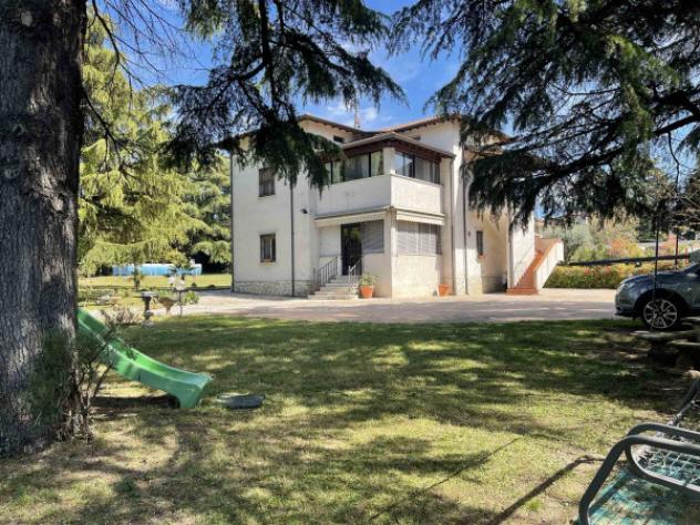 casa indipendente in vendita a Lonato del Garda