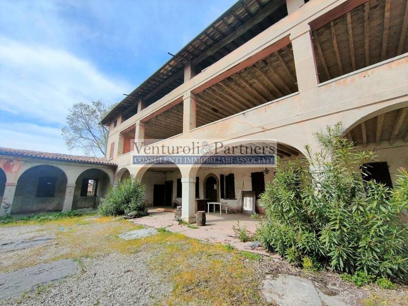 intera palazzina in vendita a Lonato del Garda