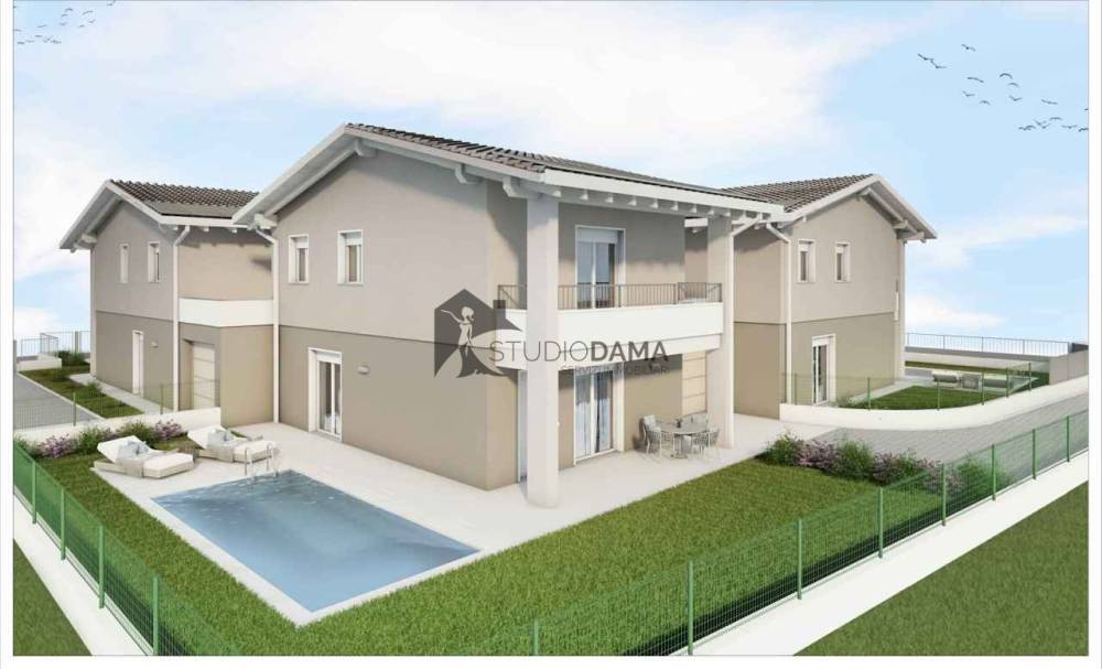 casa indipendente in vendita a Lonato del Garda
