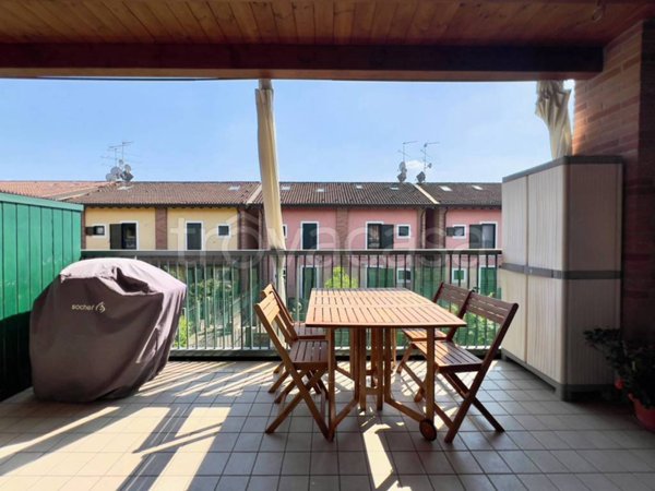 appartamento in vendita a Lonato del Garda in zona Cominello