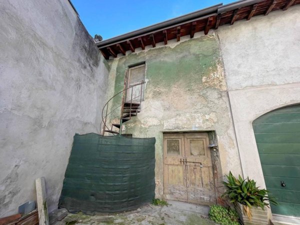 casa indipendente in vendita a Lonato del Garda