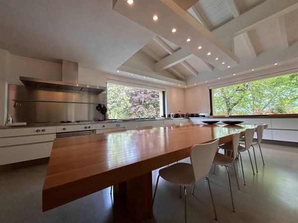 casa indipendente in vendita a Lonato del Garda in zona Bettola