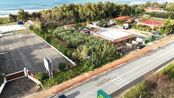 terreno edificabile in vendita a Lonato del Garda in zona Lido