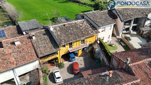 casa indipendente in vendita a Lonato del Garda