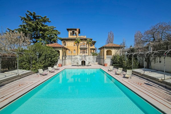 negozio in vendita a Lonato del Garda