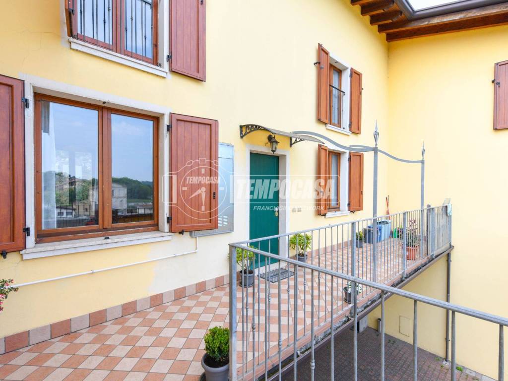 appartamento in vendita a Lonato del Garda