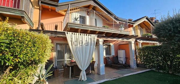 casa indipendente in vendita a Lonato del Garda