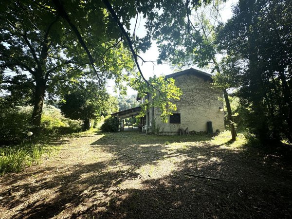casa indipendente in vendita a Lonato del Garda