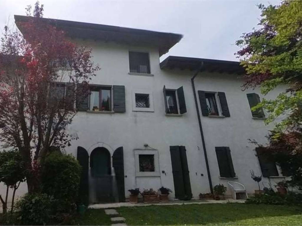 appartamento in vendita a Lonato del Garda
