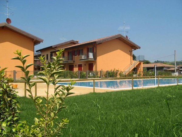 appartamento in vendita a Lonato del Garda in zona Cominello