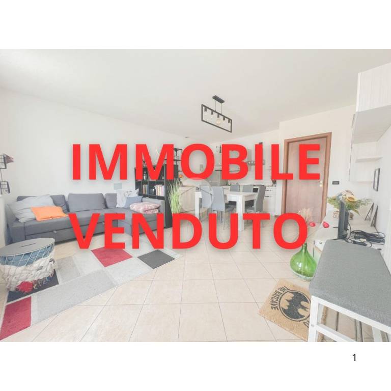 appartamento in vendita a Lonato del Garda in zona Esenta