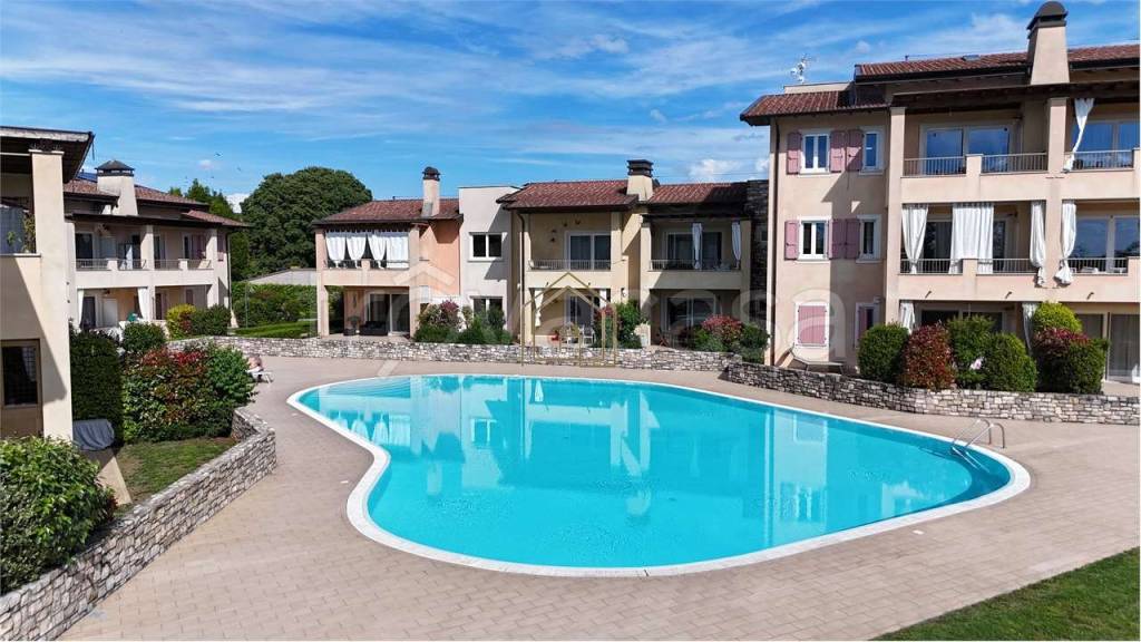 appartamento in vendita a Lonato del Garda in zona Bettola