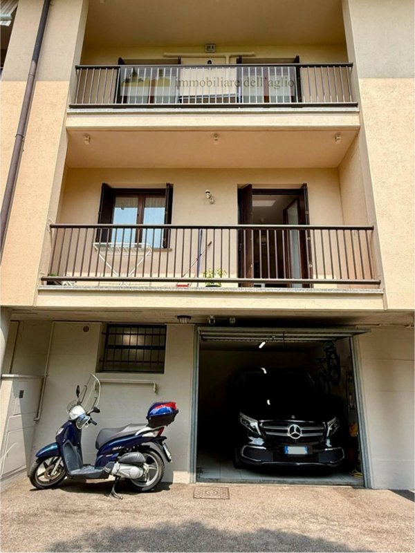 casa indipendente in vendita a Lonato del Garda