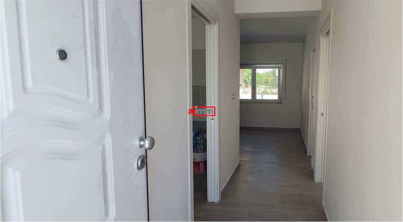 casa indipendente in vendita a Lonato del Garda in zona Lido