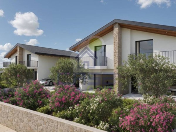 casa indipendente in vendita a Lonato del Garda