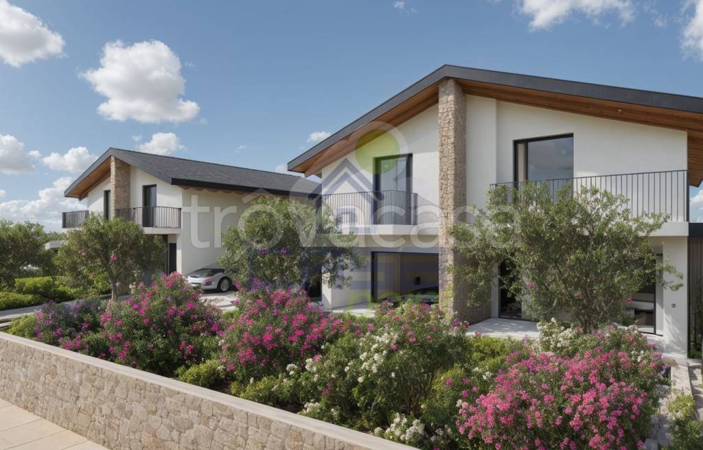 casa indipendente in vendita a Lonato del Garda