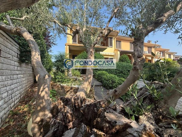 casa indipendente in vendita a Lonato del Garda
