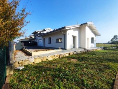 casa indipendente in vendita a Lonato del Garda