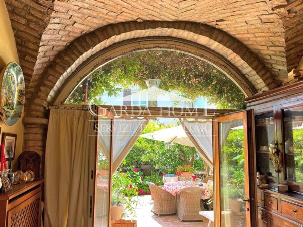 casa indipendente in vendita a Lonato del Garda