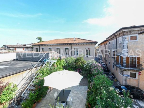 intera palazzina in vendita a Lonato del Garda