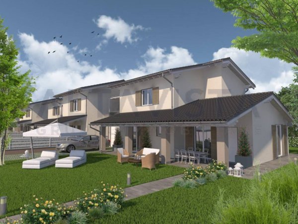 casa indipendente in vendita a Lonato del Garda in zona Esenta