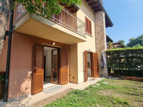 casa indipendente in vendita a Lonato del Garda