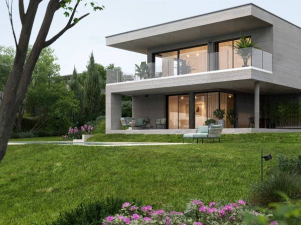 casa indipendente in vendita a Lonato del Garda