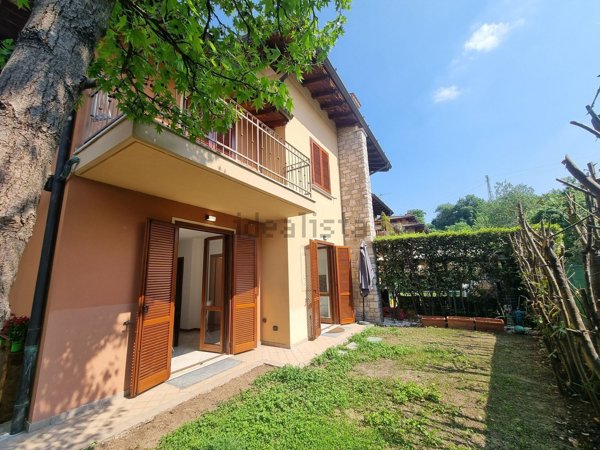 casa indipendente in vendita a Lonato del Garda