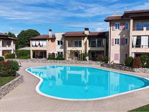 appartamento in vendita a Lonato del Garda in zona Bettola