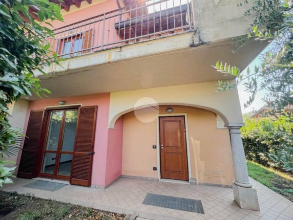 casa indipendente in vendita a Lonato del Garda