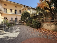 casa indipendente in vendita a Lonato del Garda