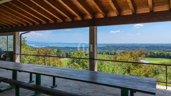 casa indipendente in vendita a Lonato del Garda