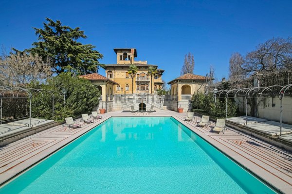 casa indipendente in vendita a Lonato del Garda
