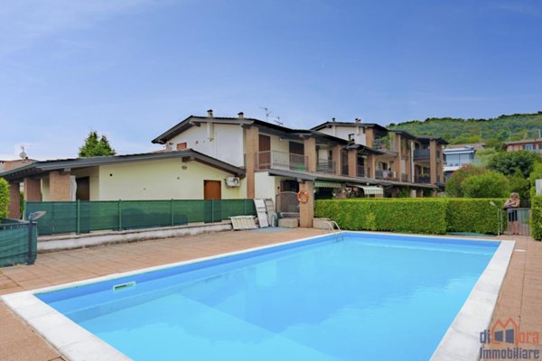 appartamento in vendita a Lonato del Garda in zona Barcuzzi