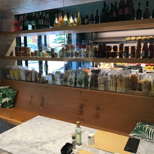 negozio in vendita a Lonato del Garda