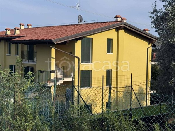 appartamento in vendita a Lonato del Garda in zona Barcuzzi