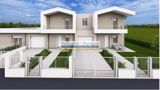 casa indipendente in vendita a Lonato del Garda