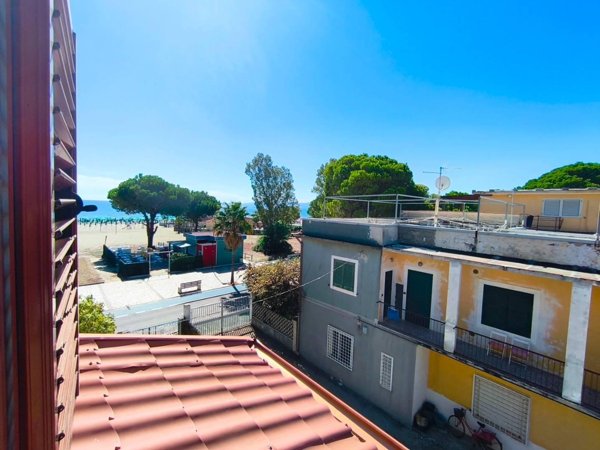 appartamento in vendita a Lonato del Garda in zona Lido