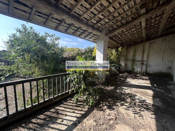 casa indipendente in vendita a Lonato del Garda