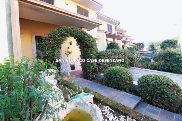 casa indipendente in vendita a Lonato del Garda