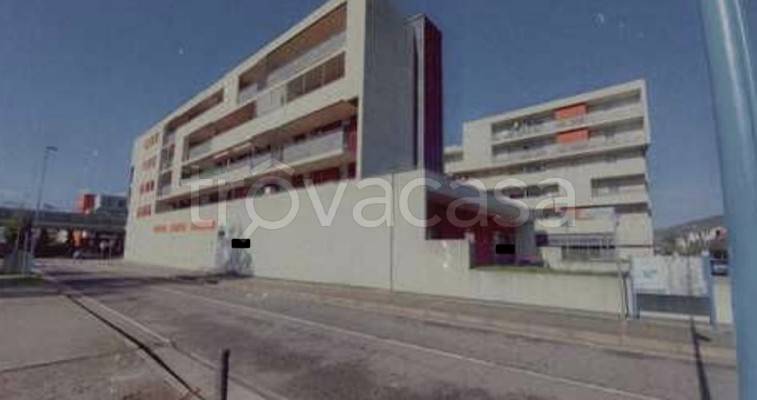 appartamento in vendita a Lonato del Garda in zona San Polo