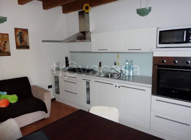 appartamento in vendita a Lonato del Garda in zona Sedena