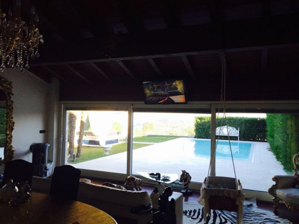 casa indipendente in vendita a Lonato del Garda in zona Barcuzzi