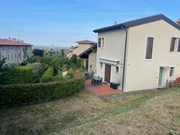 casa indipendente in vendita a Lonato del Garda