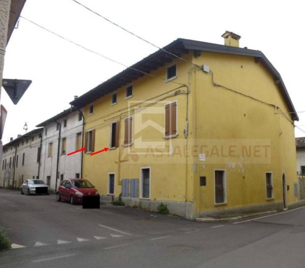 appartamento in vendita a Lonato del Garda in zona Esenta